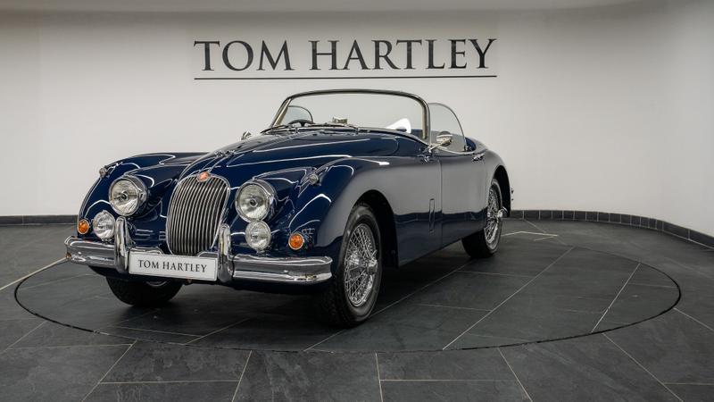 Jaguar XK150 view 3