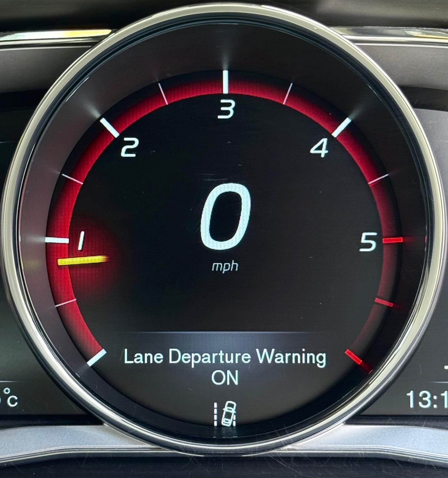 Volvo S80 view 86