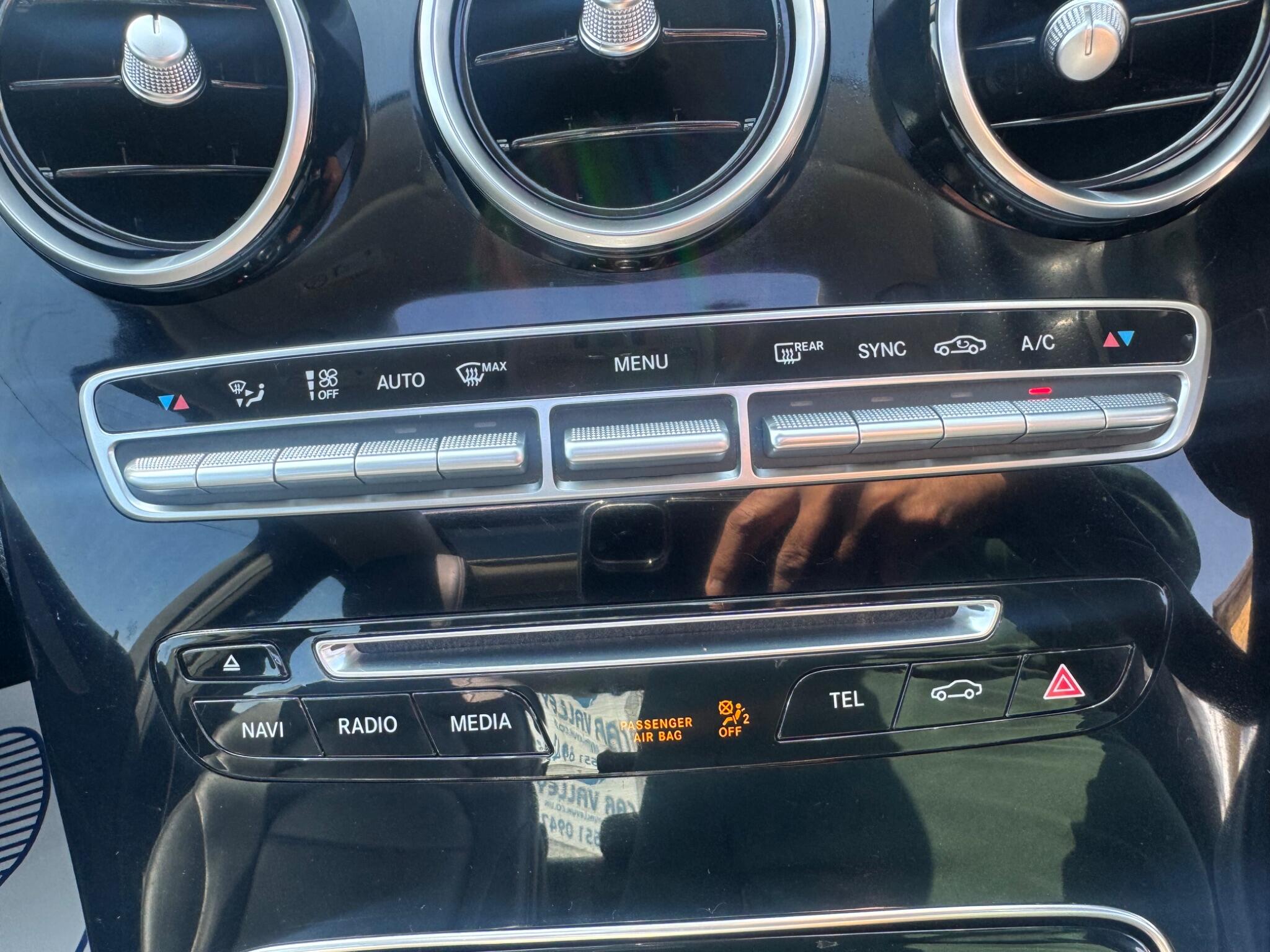 Mercedes-Benz C Class view 22