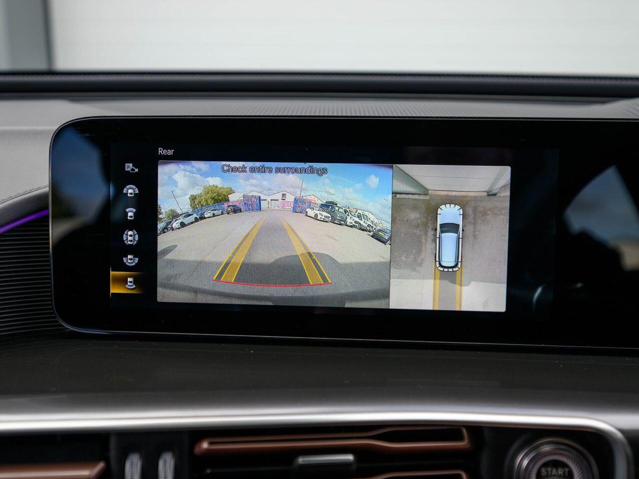 Mercedes-Benz Eqc view 36