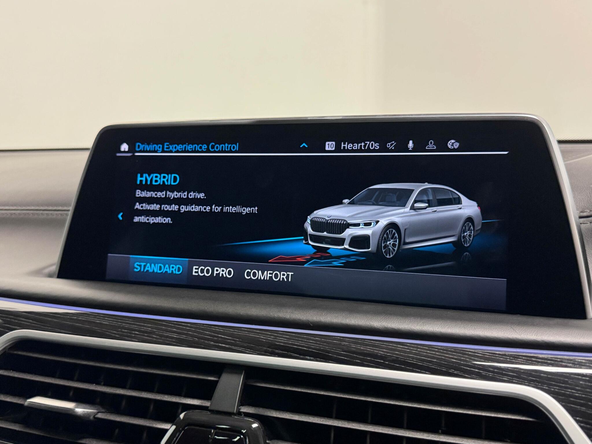 BMW 7 Series view 50