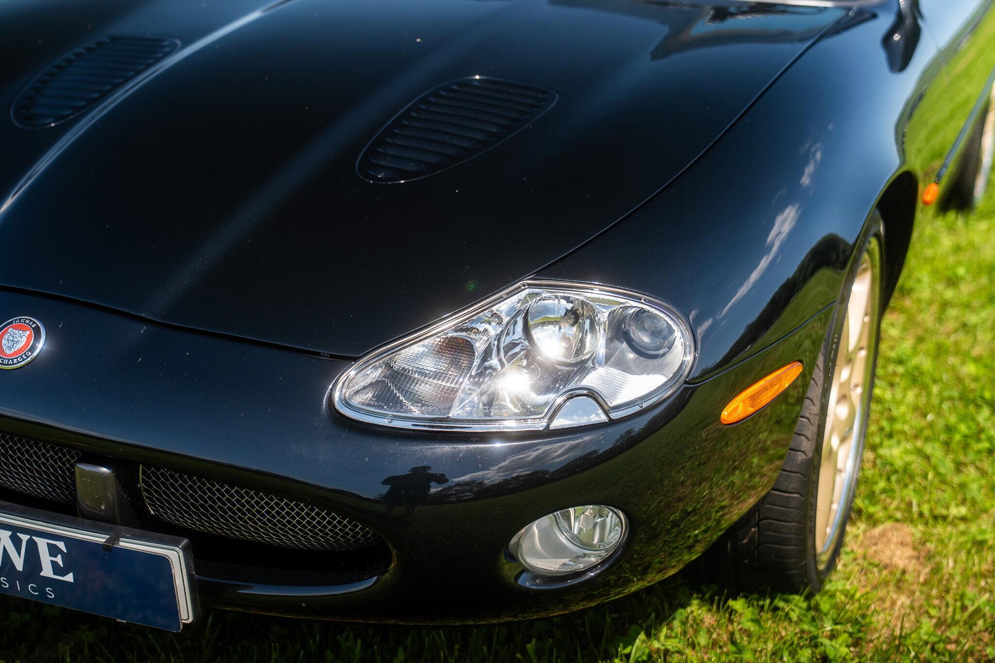 Jaguar XKR view 9