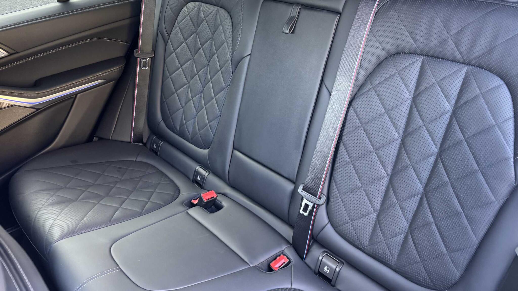 BMW X5 view 13