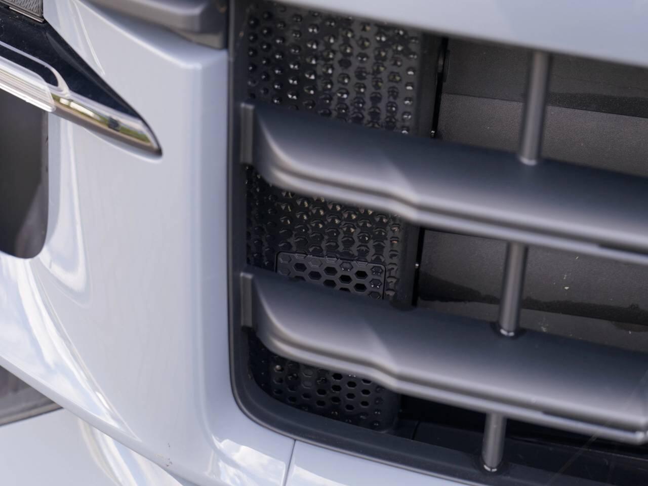 Porsche Cayenne view 53