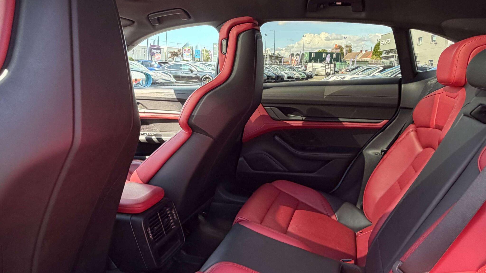 Porsche Taycan view 11