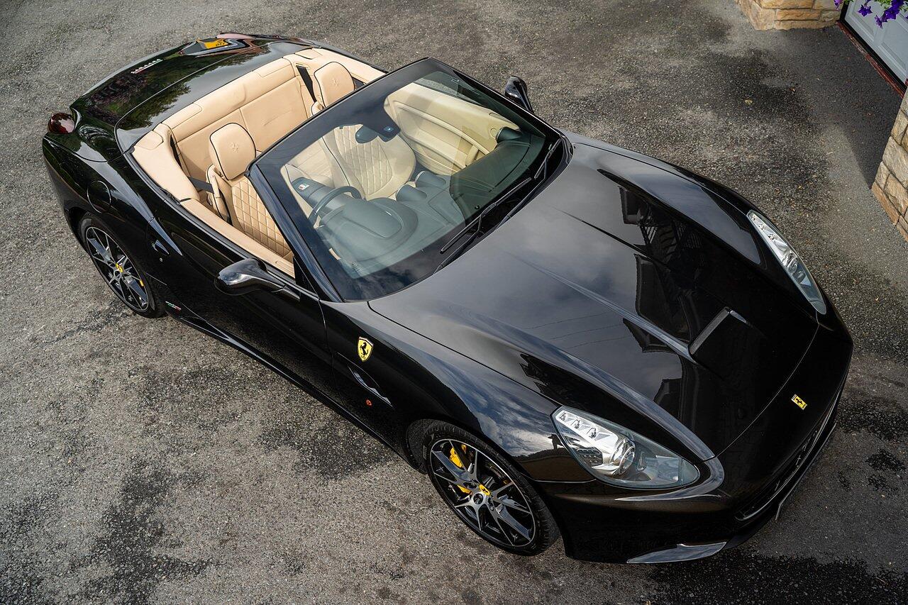 Ferrari California view 20