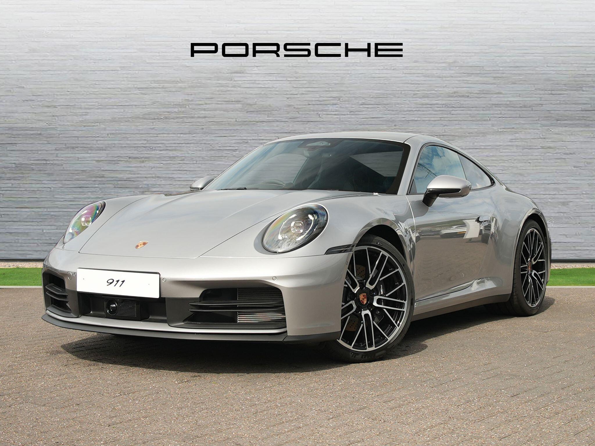 Porsche 911 view 3