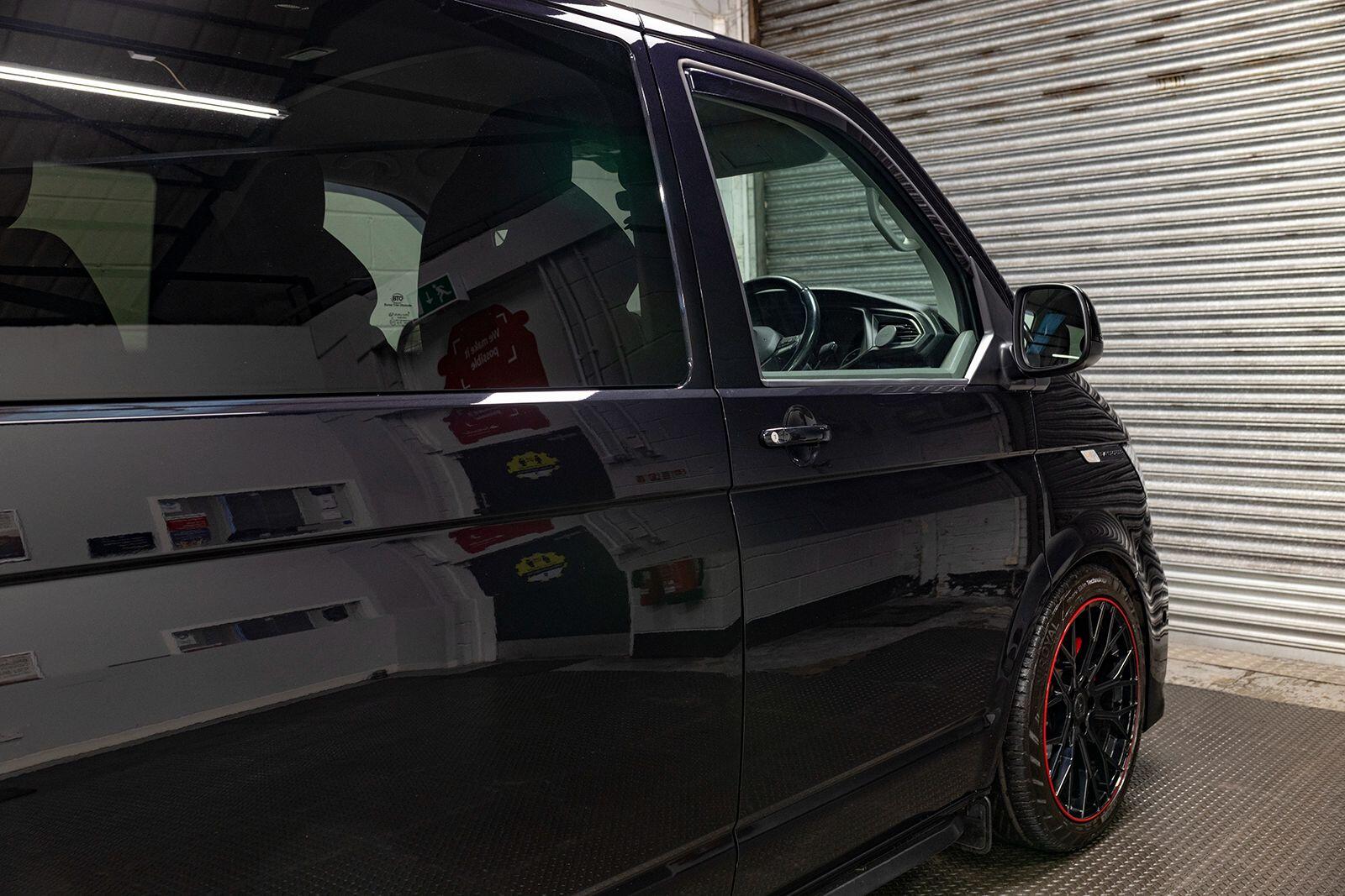 Volkswagen Transporter view 67