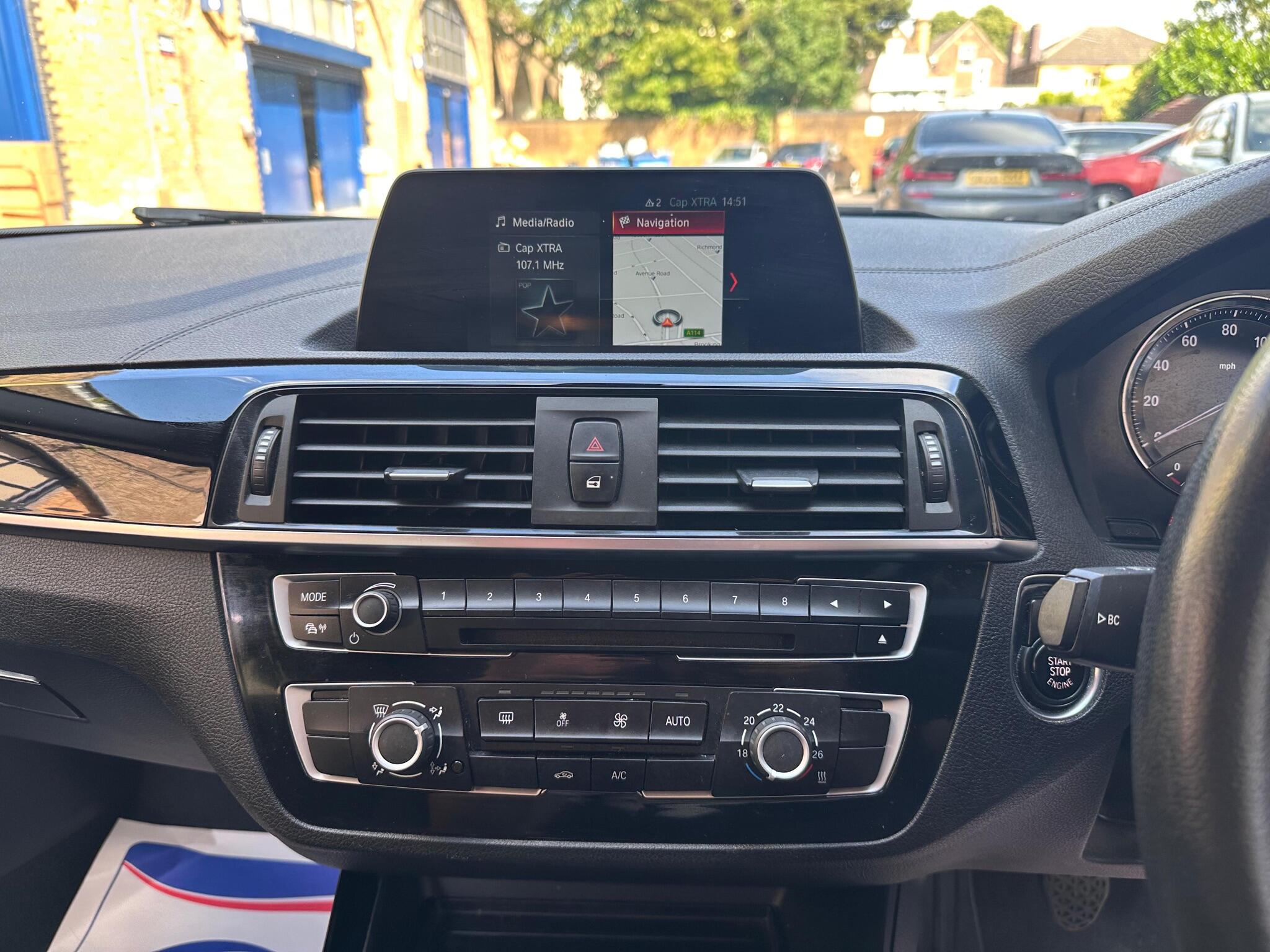 BMW 1 Series view 31