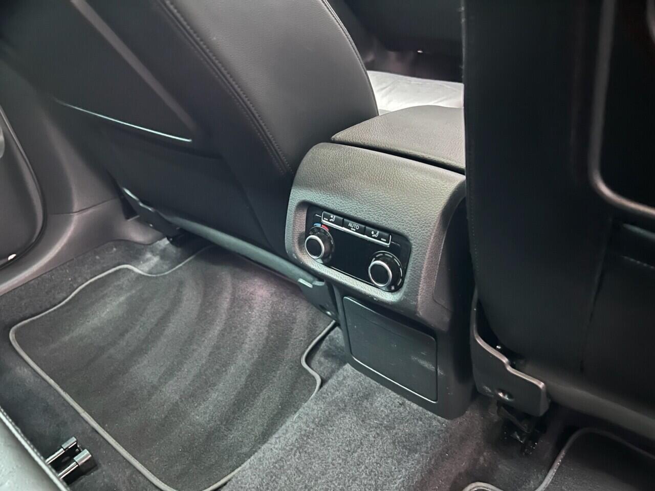 SEAT Alhambra view 44