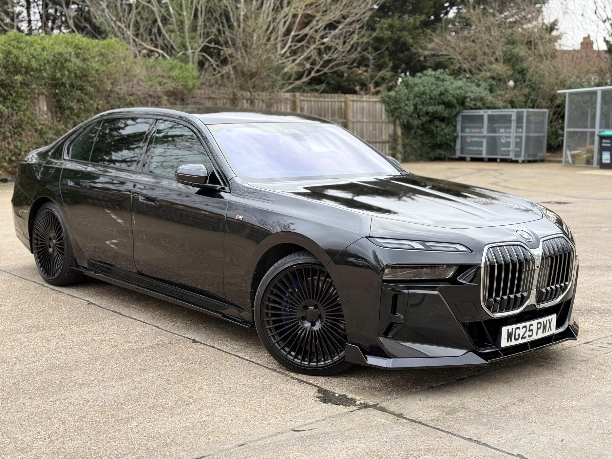 2025 BMW 7 Series in Black for sale