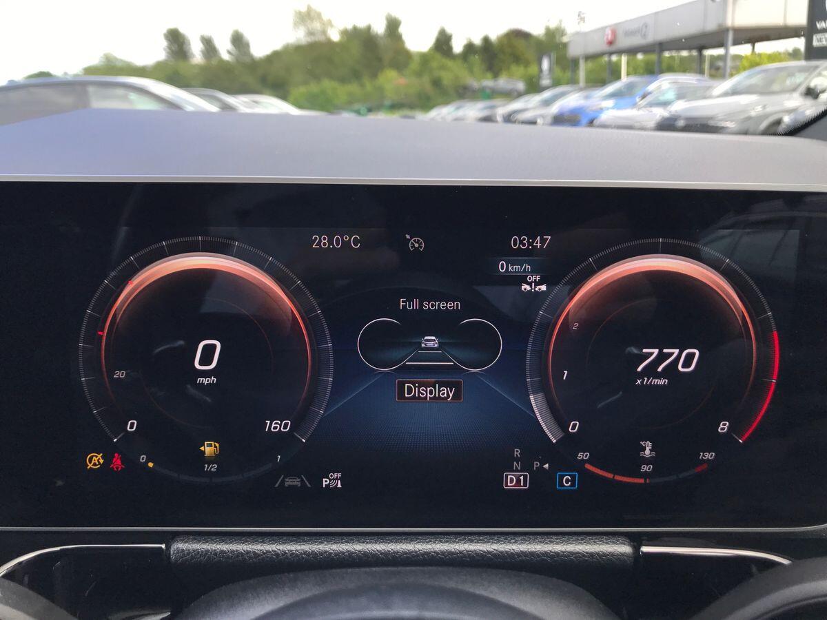 Mercedes-Benz B-Class view 20