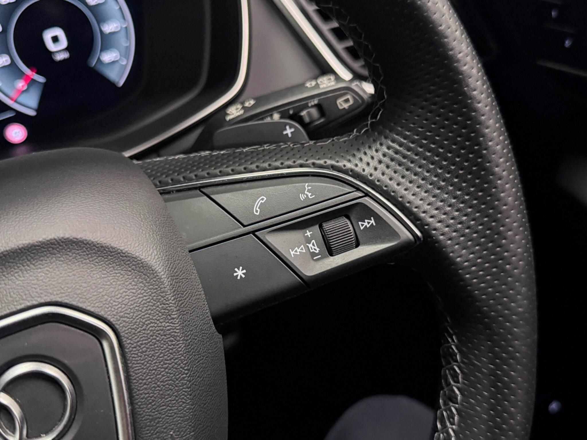 Audi Q5 view 19