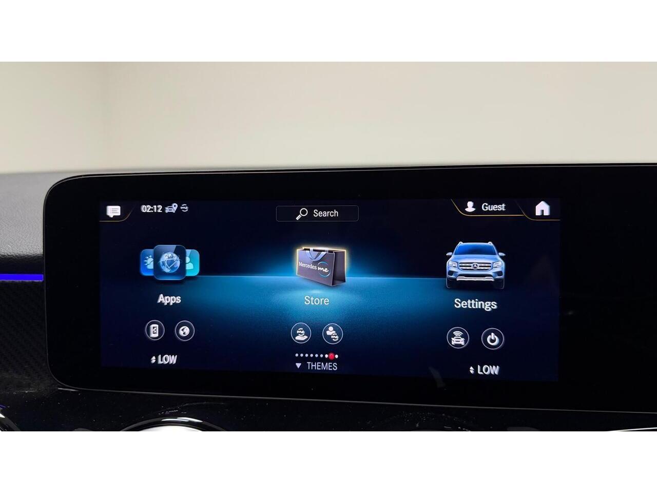 Mercedes-Benz GLB view 29
