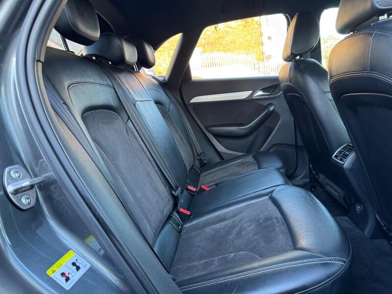 Audi Q3 view 17