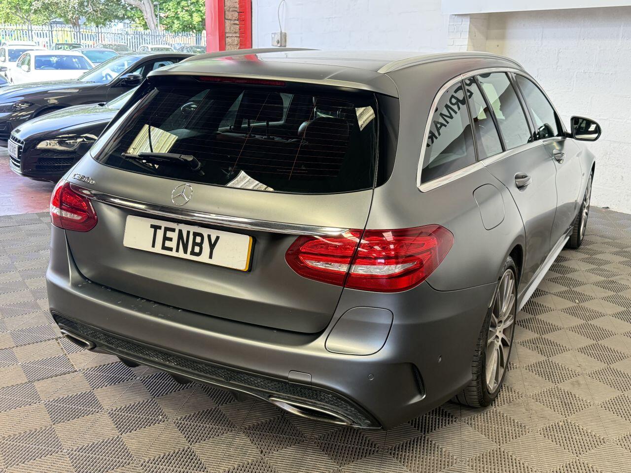 Mercedes-Benz C Class view 10