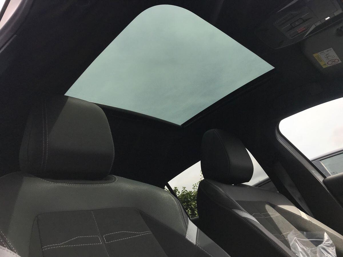 Vauxhall Astra view 25