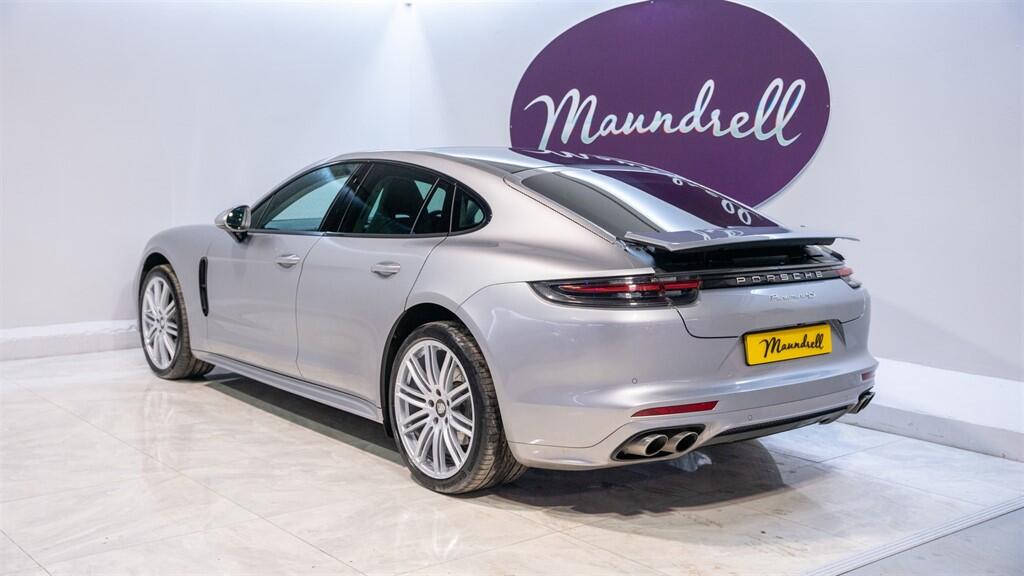 Porsche Panamera view 12