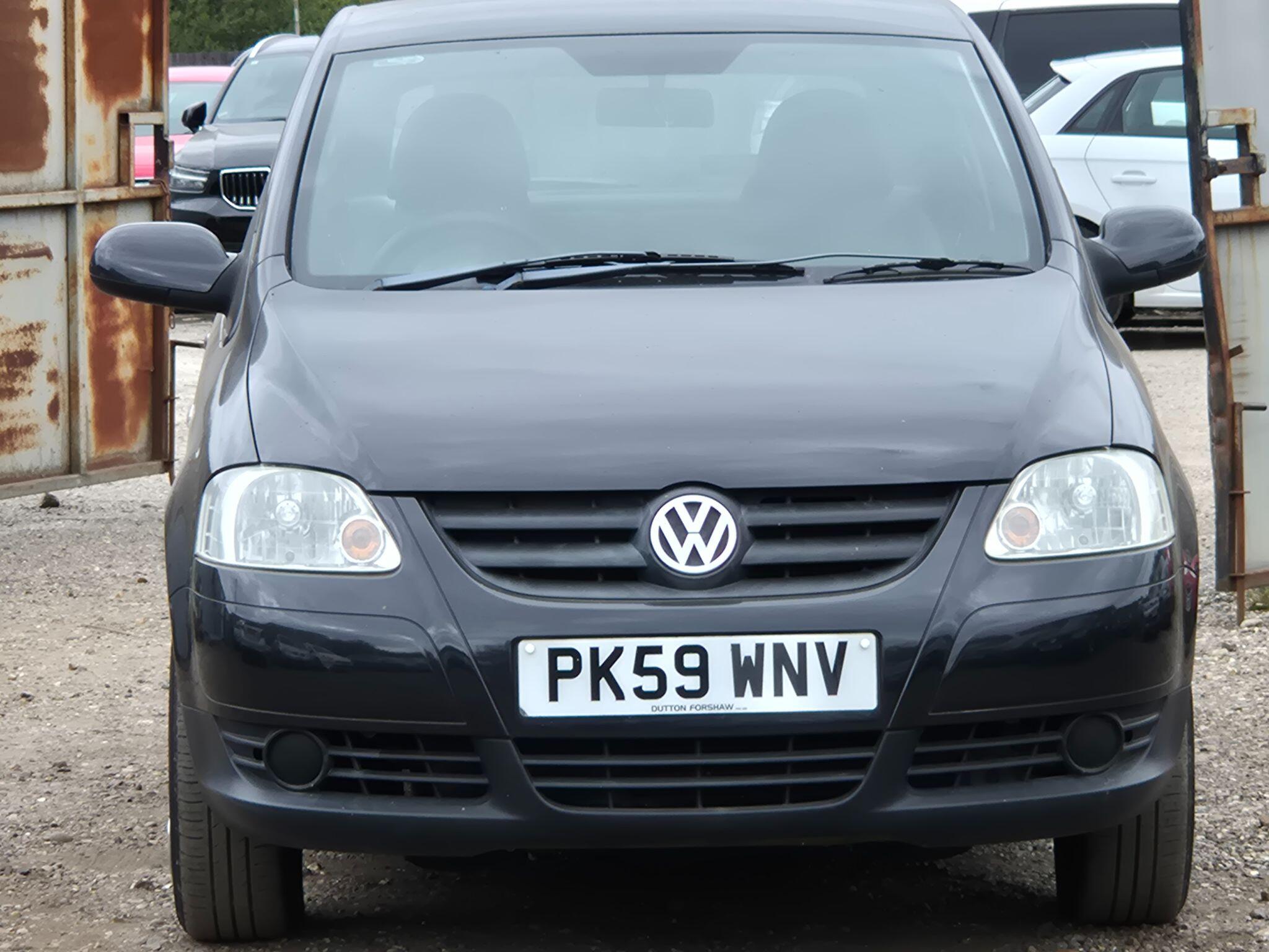 Volkswagen Fox view 2
