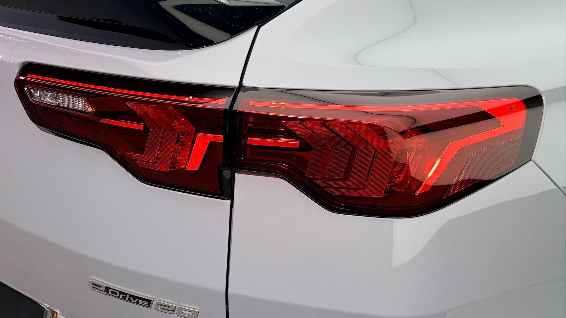 BMW iX2 view 22