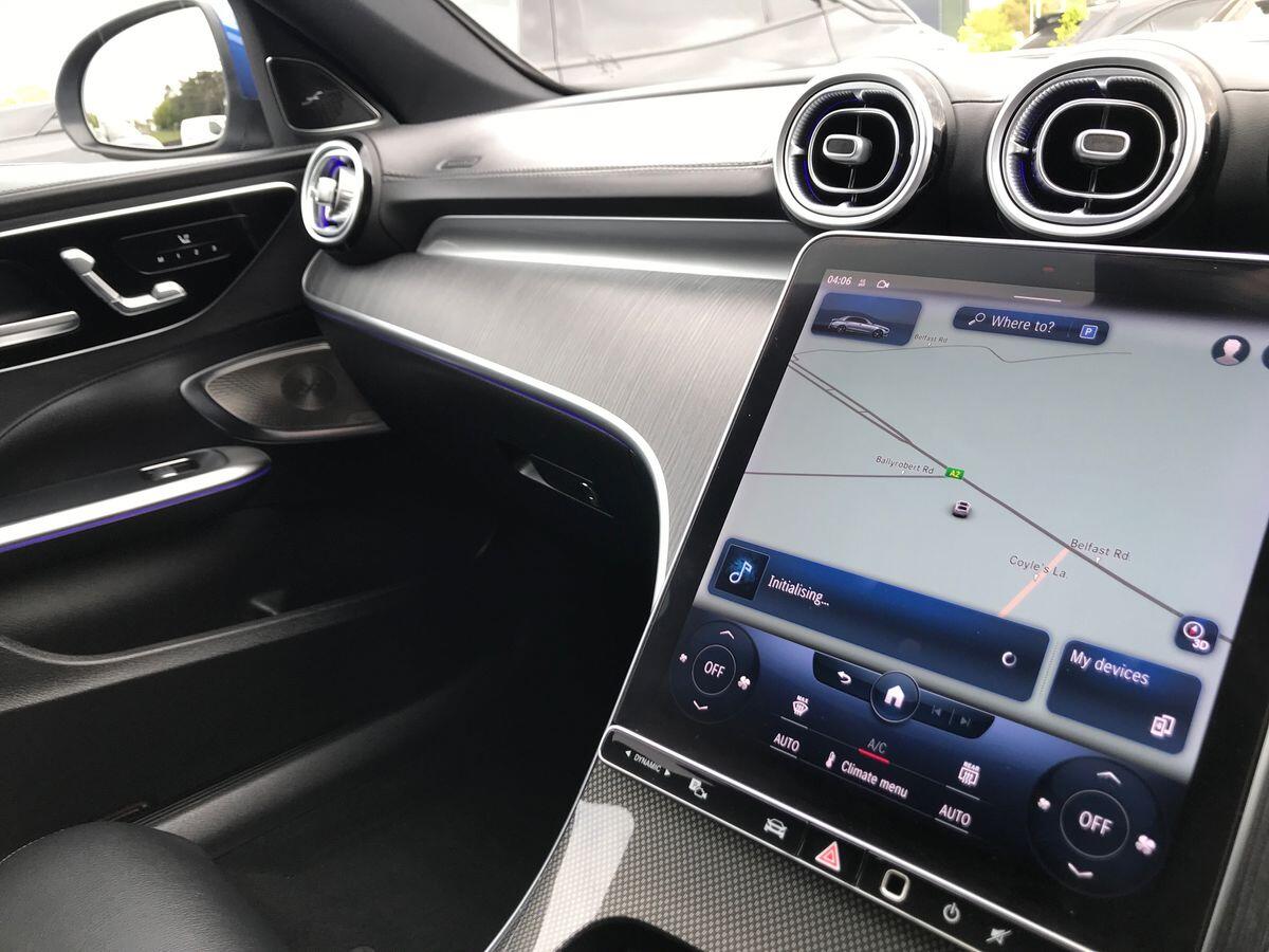 Mercedes-Benz C-Class view 16