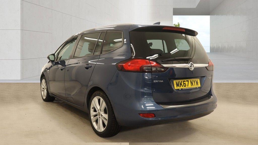Vauxhall Zafira Tourer view 6