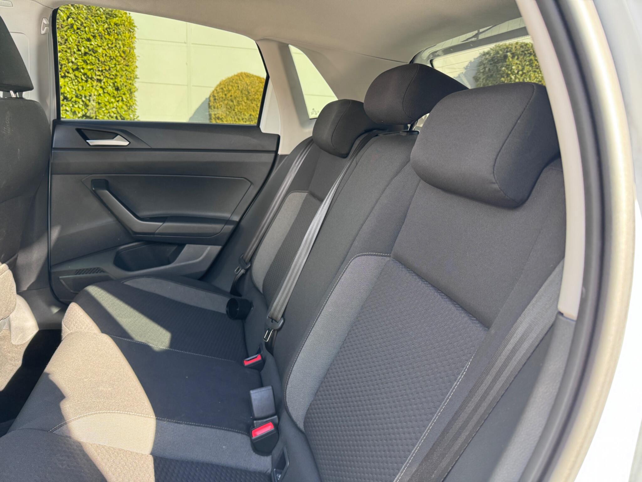 Volkswagen Polo view 12