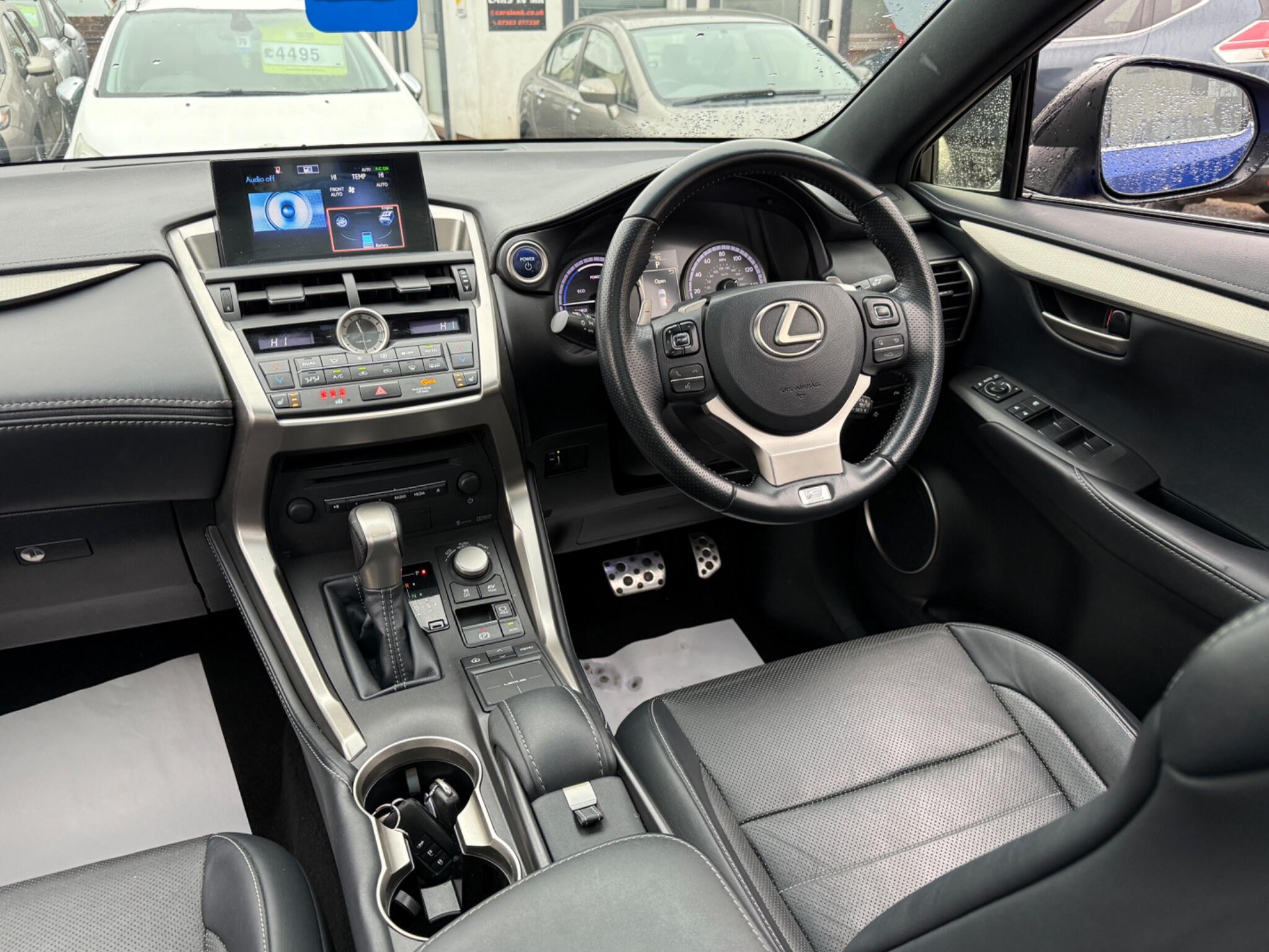 Lexus NX