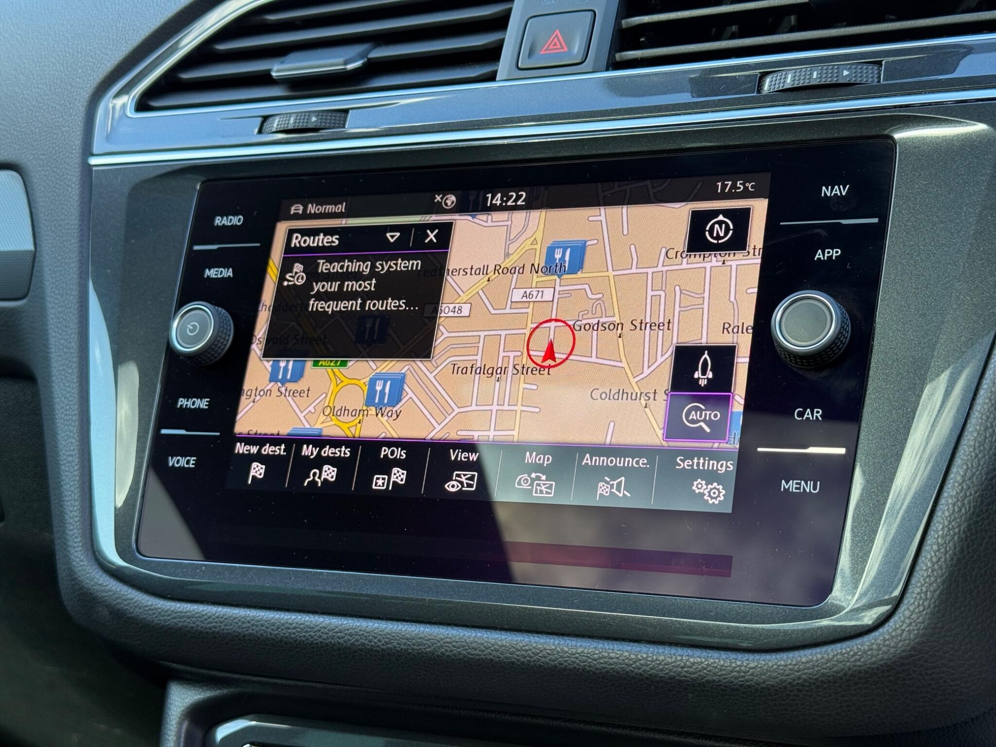 Volkswagen Tiguan view 27