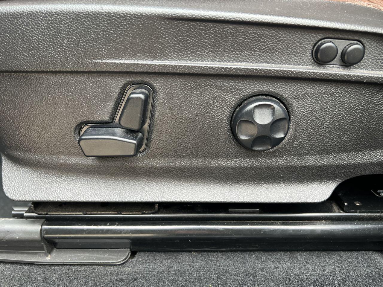 Alfa Romeo Stelvio view 28