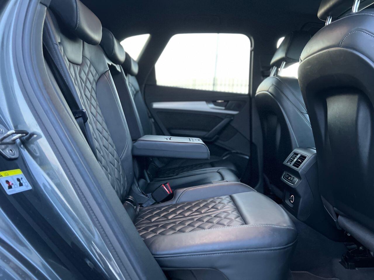 Audi Q5 view 25