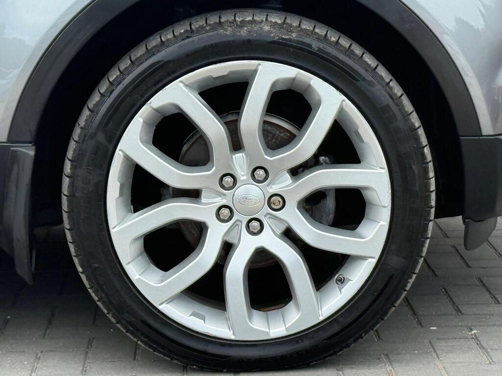 Land Rover Range Rover Evoque view 9