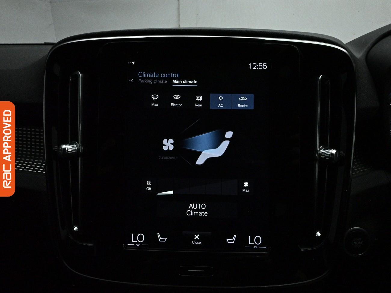 Volvo XC40 view 22