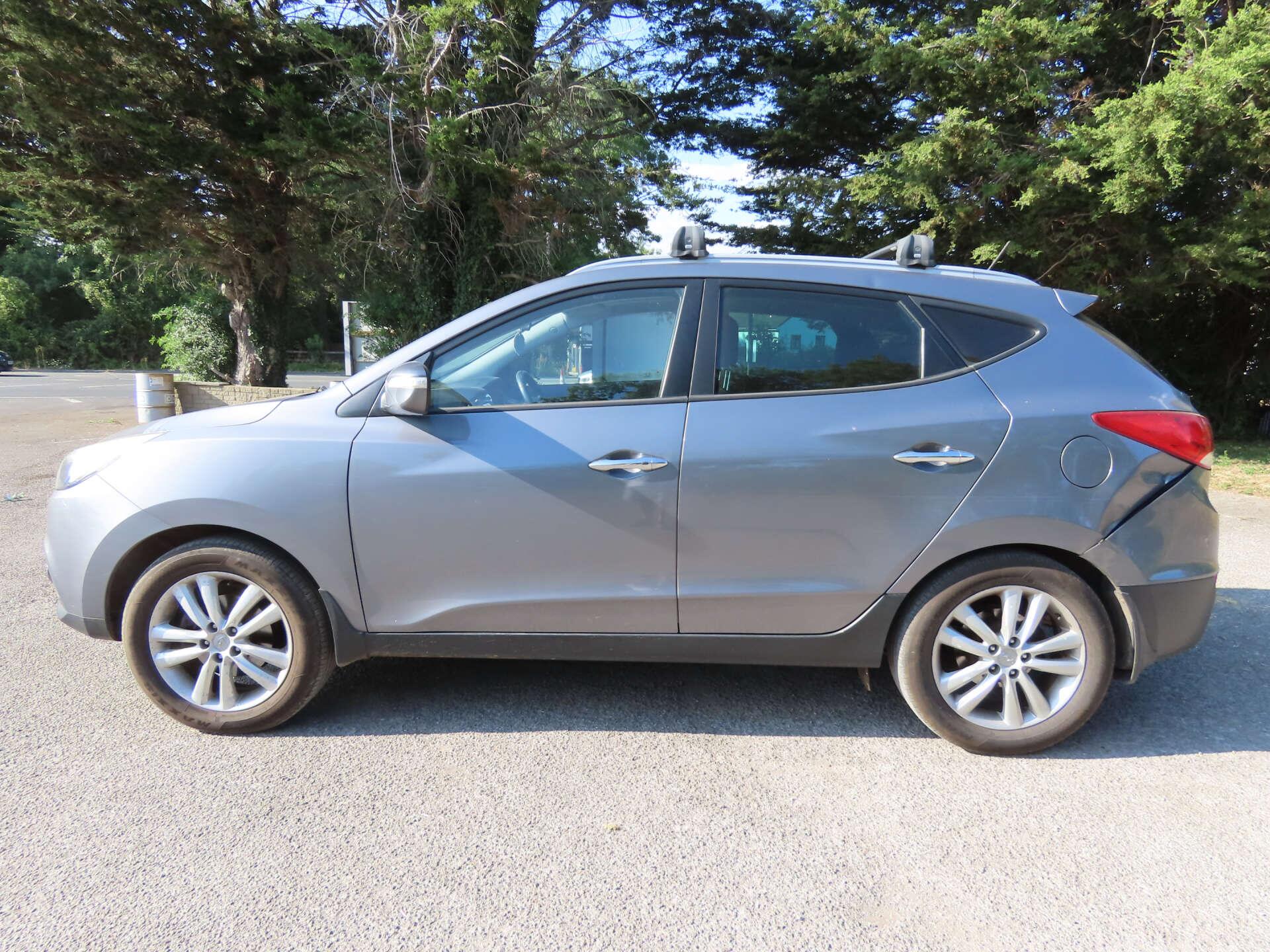 Hyundai Ix35 view 9