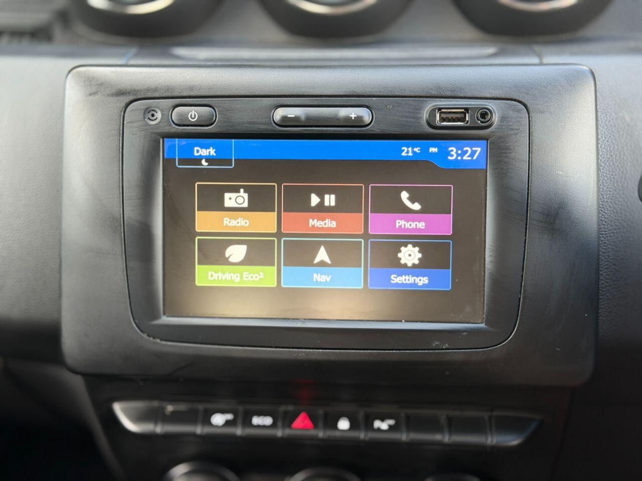 Dacia Duster view 12