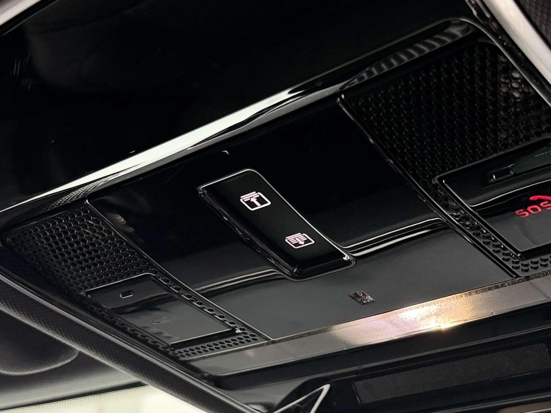 Land Rover Range Rover Sport view 34