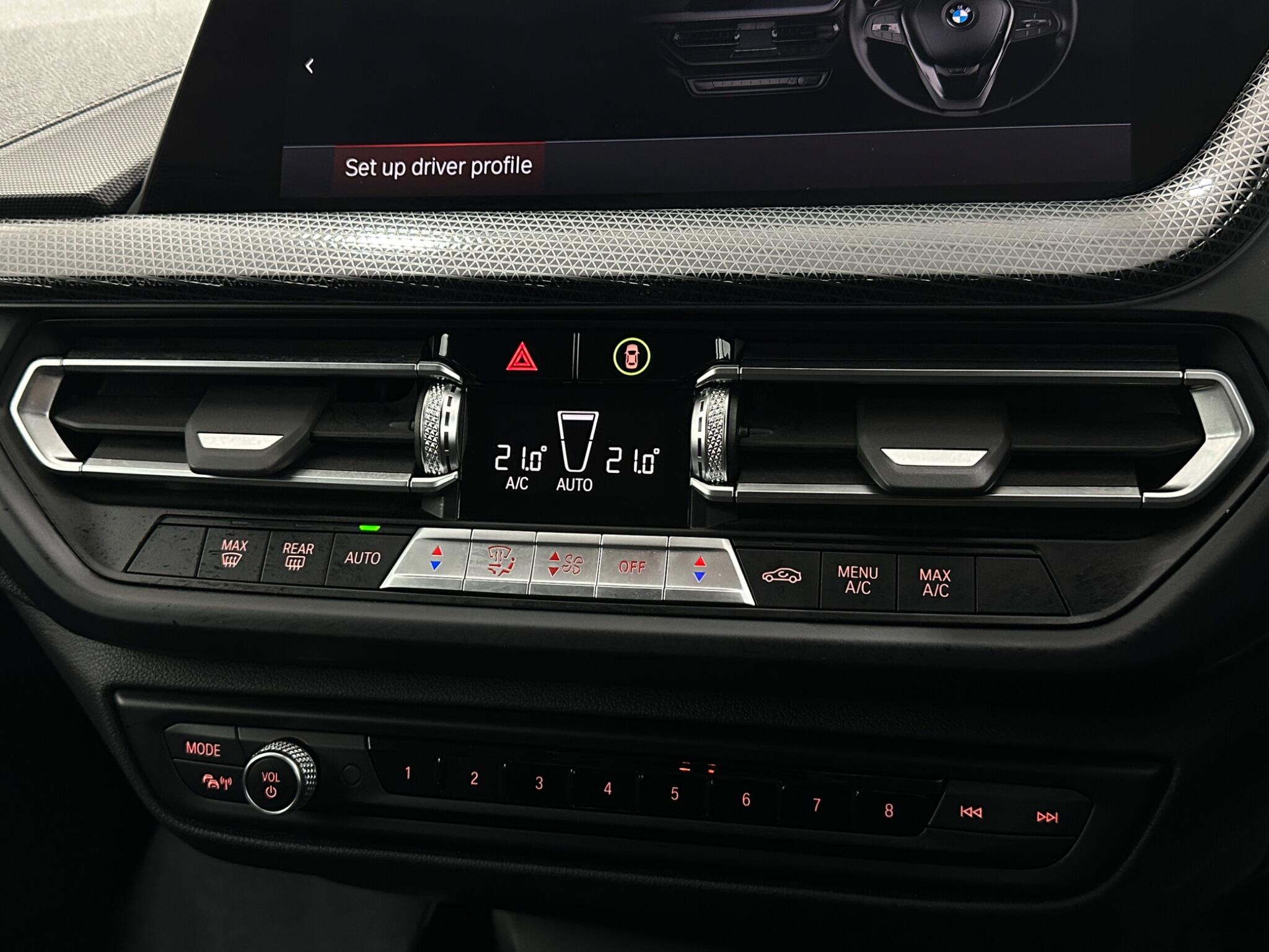 BMW 2 Series view 22