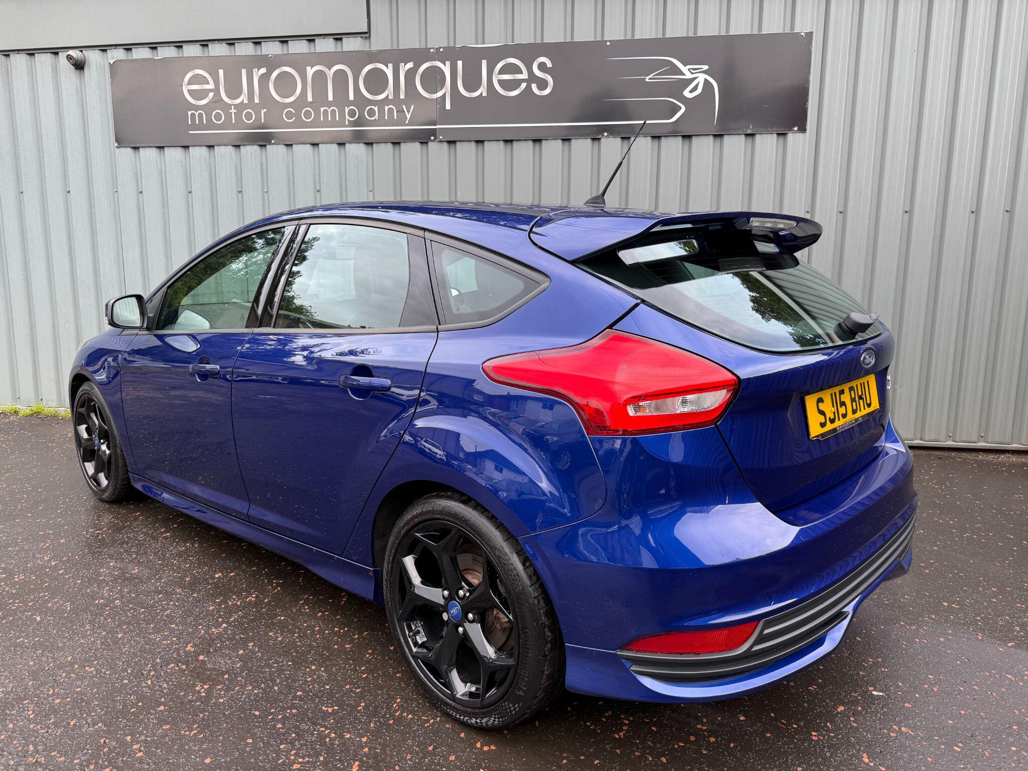 Ford Focus view 7