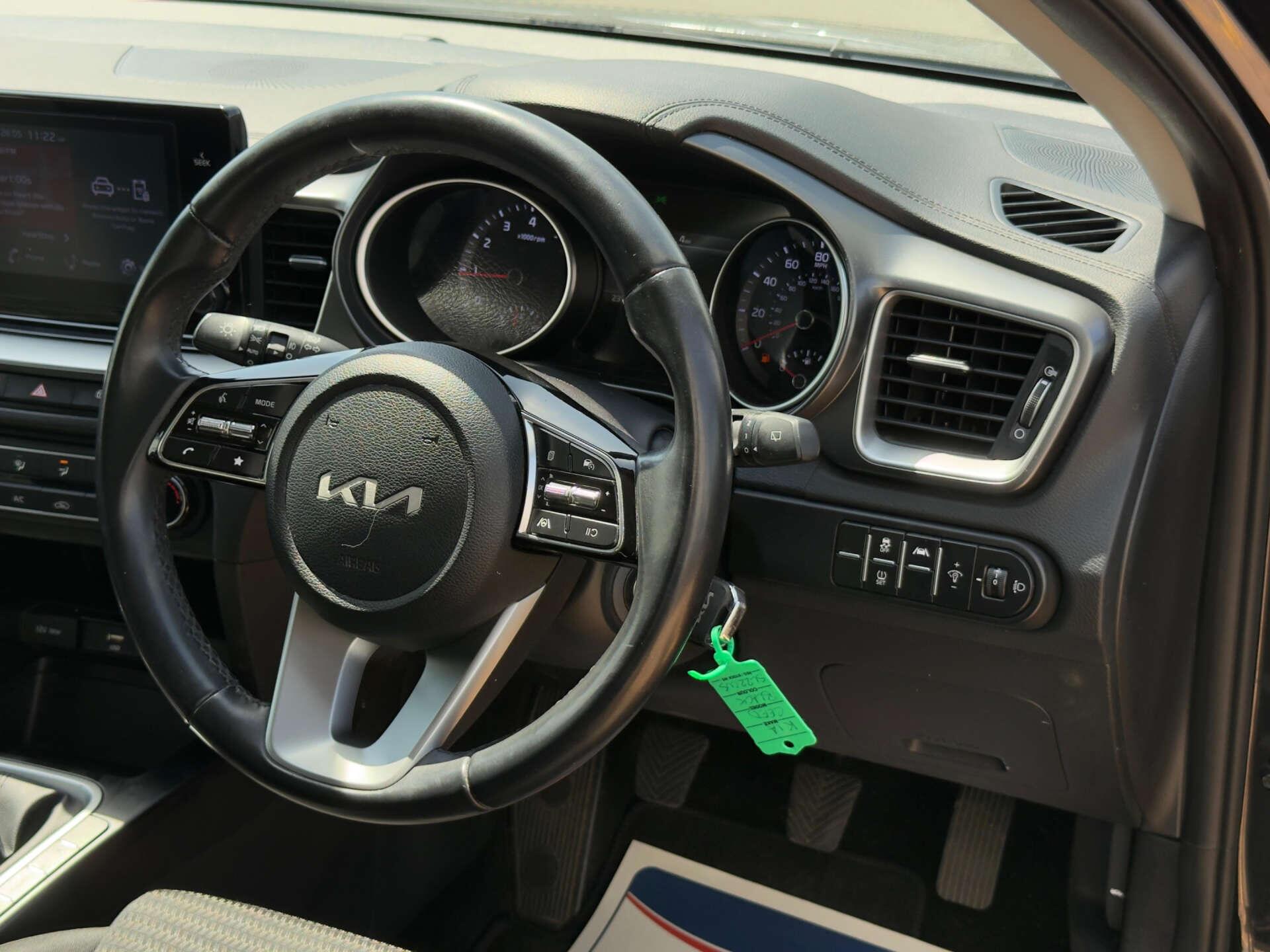 Kia Ceed view 58