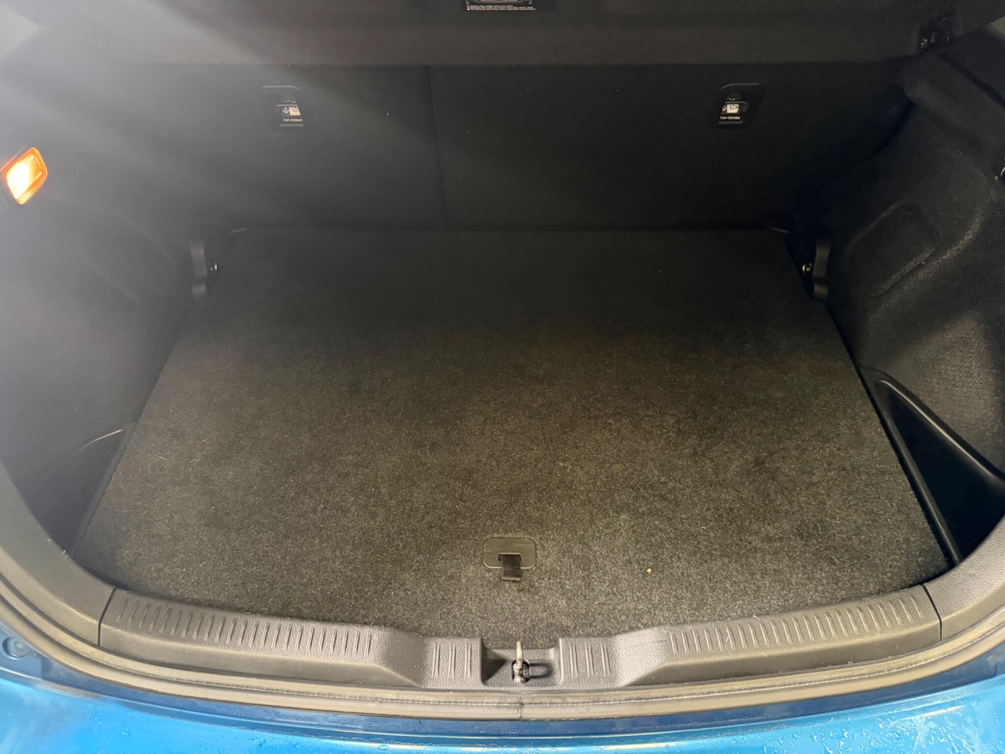 Toyota Auris view 48