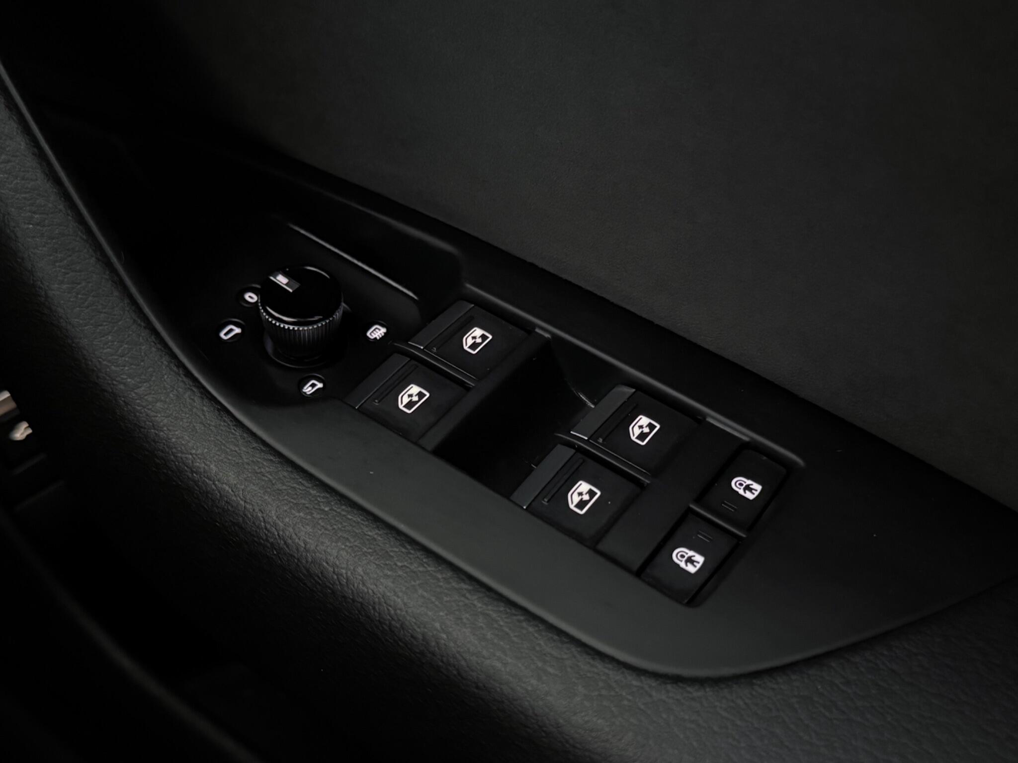Audi A6 view 19