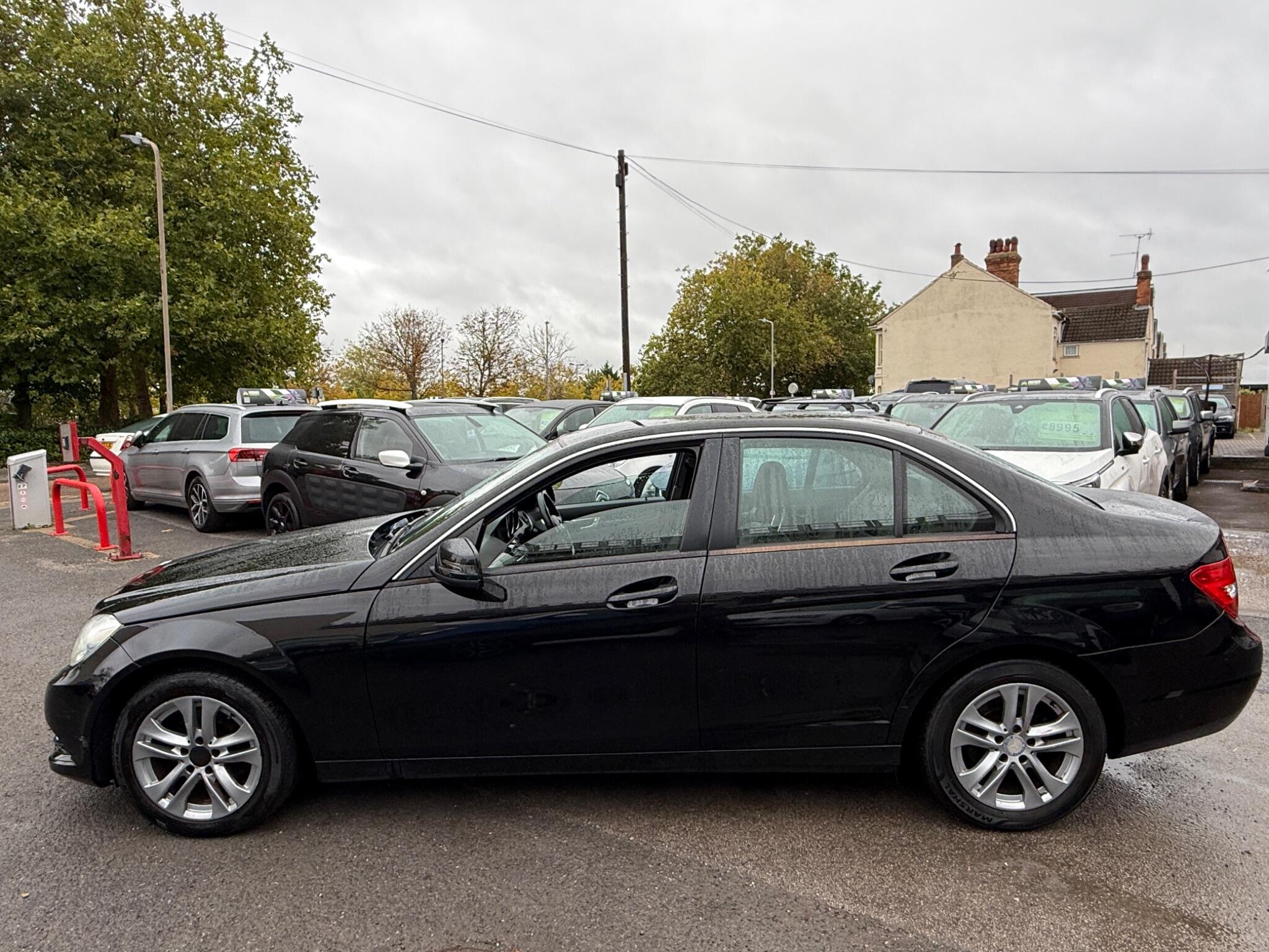 Mercedes-Benz C Class - Image 8