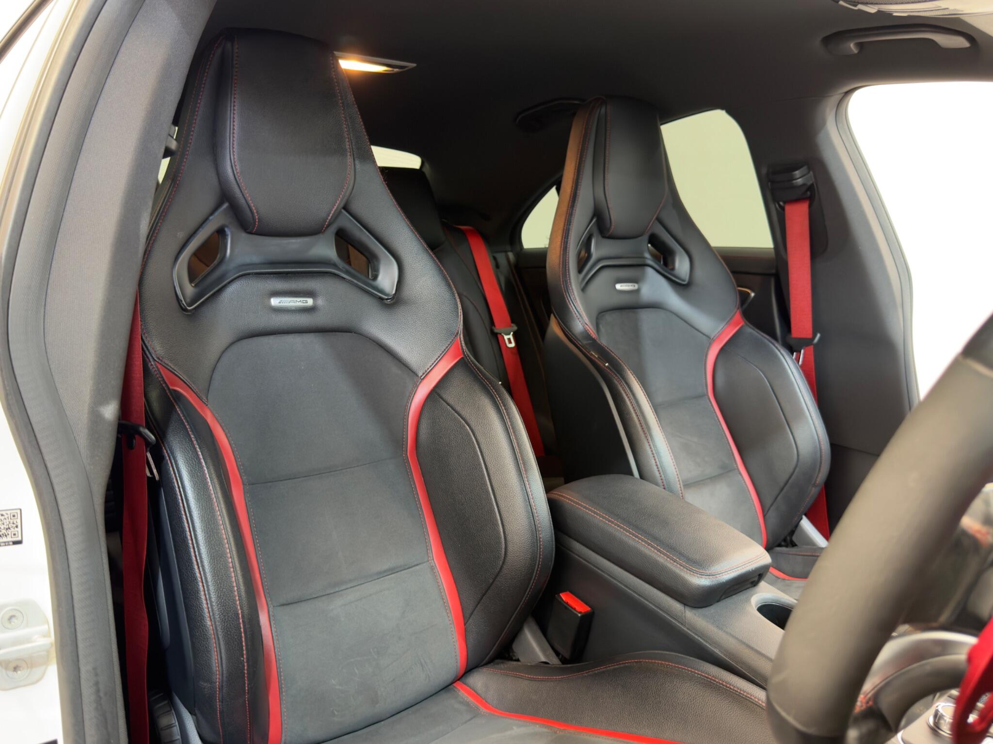 Mercedes-Benz Cla view 11