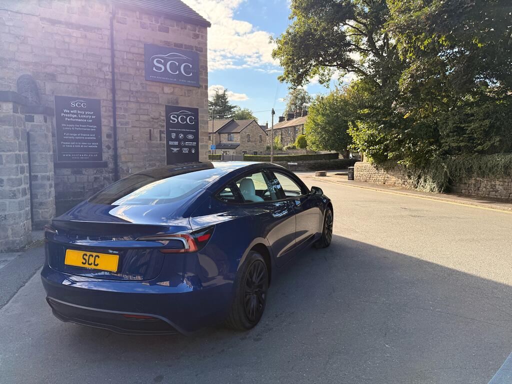 Tesla Model 3 view 12