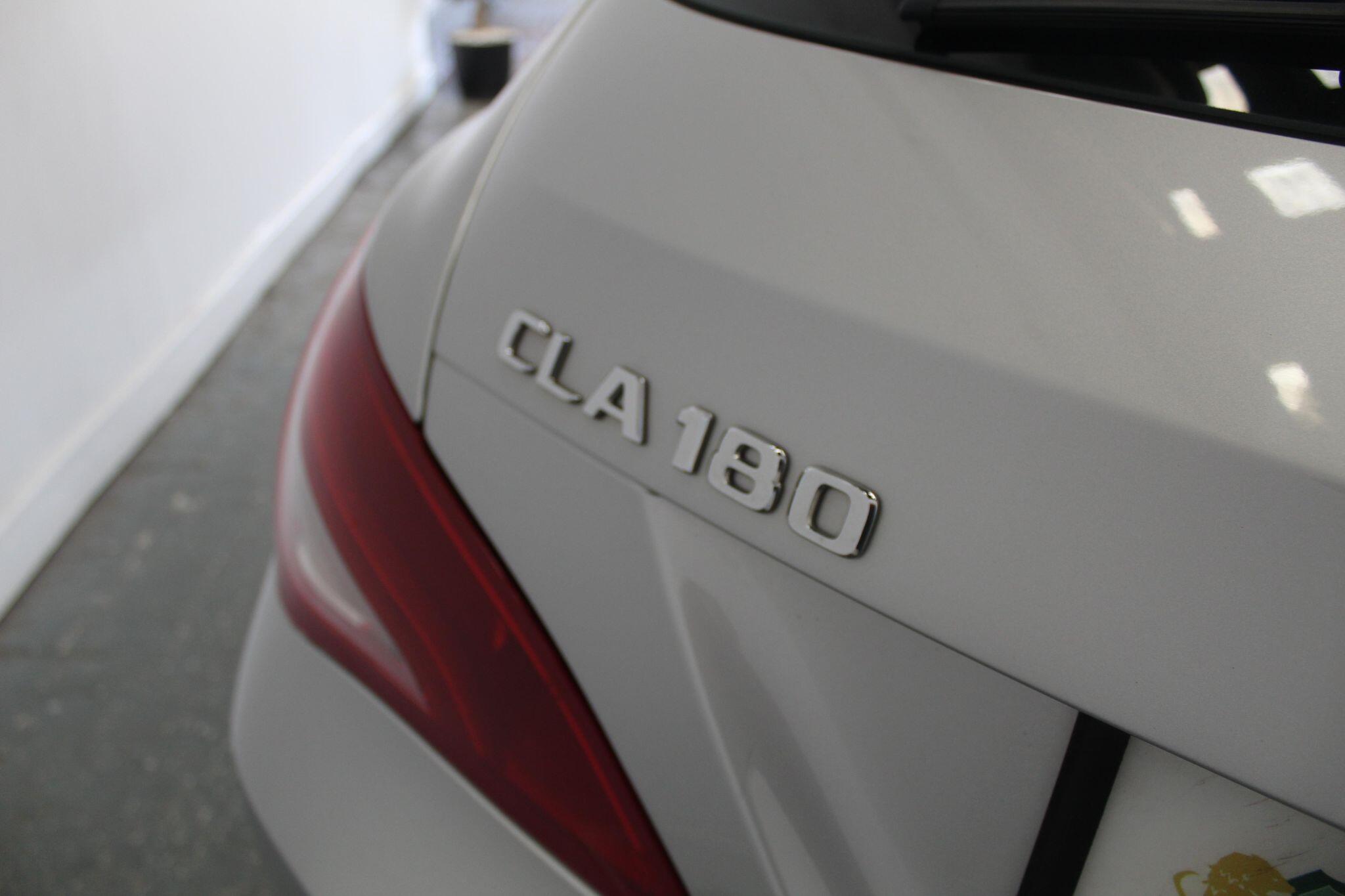 Mercedes-Benz CLA view 17