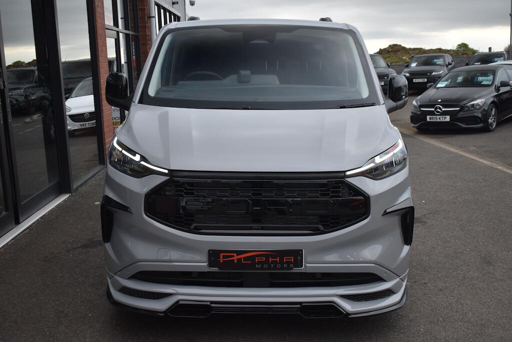 Ford Transit Custom view 3