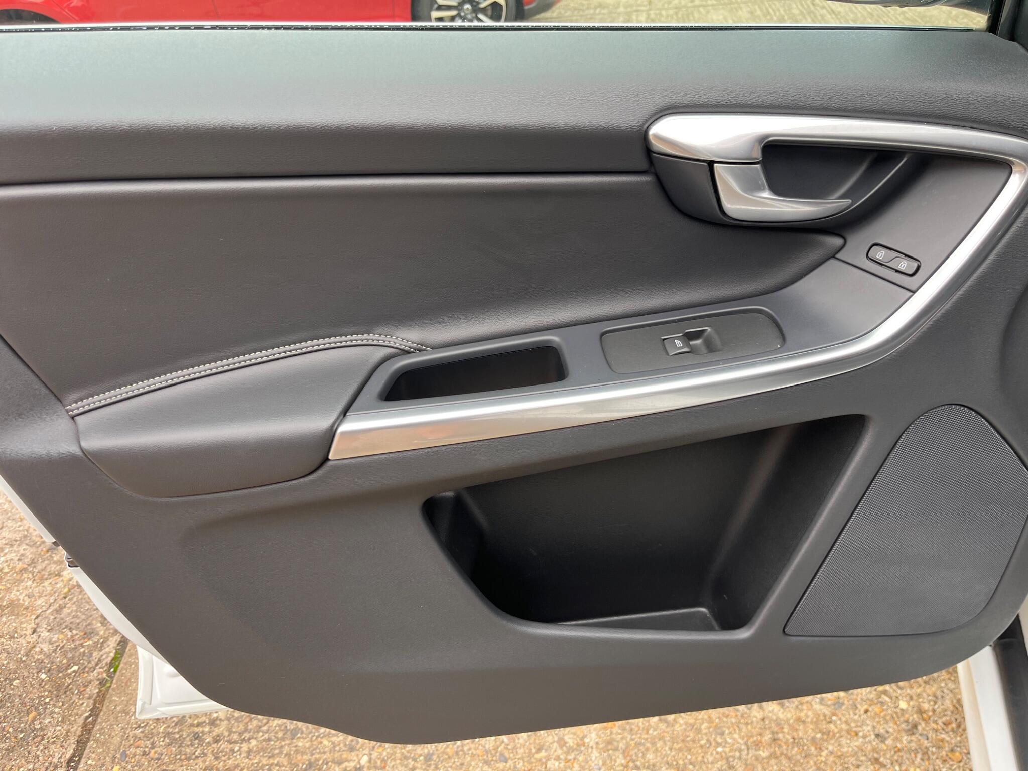 Volvo XC60 view 66