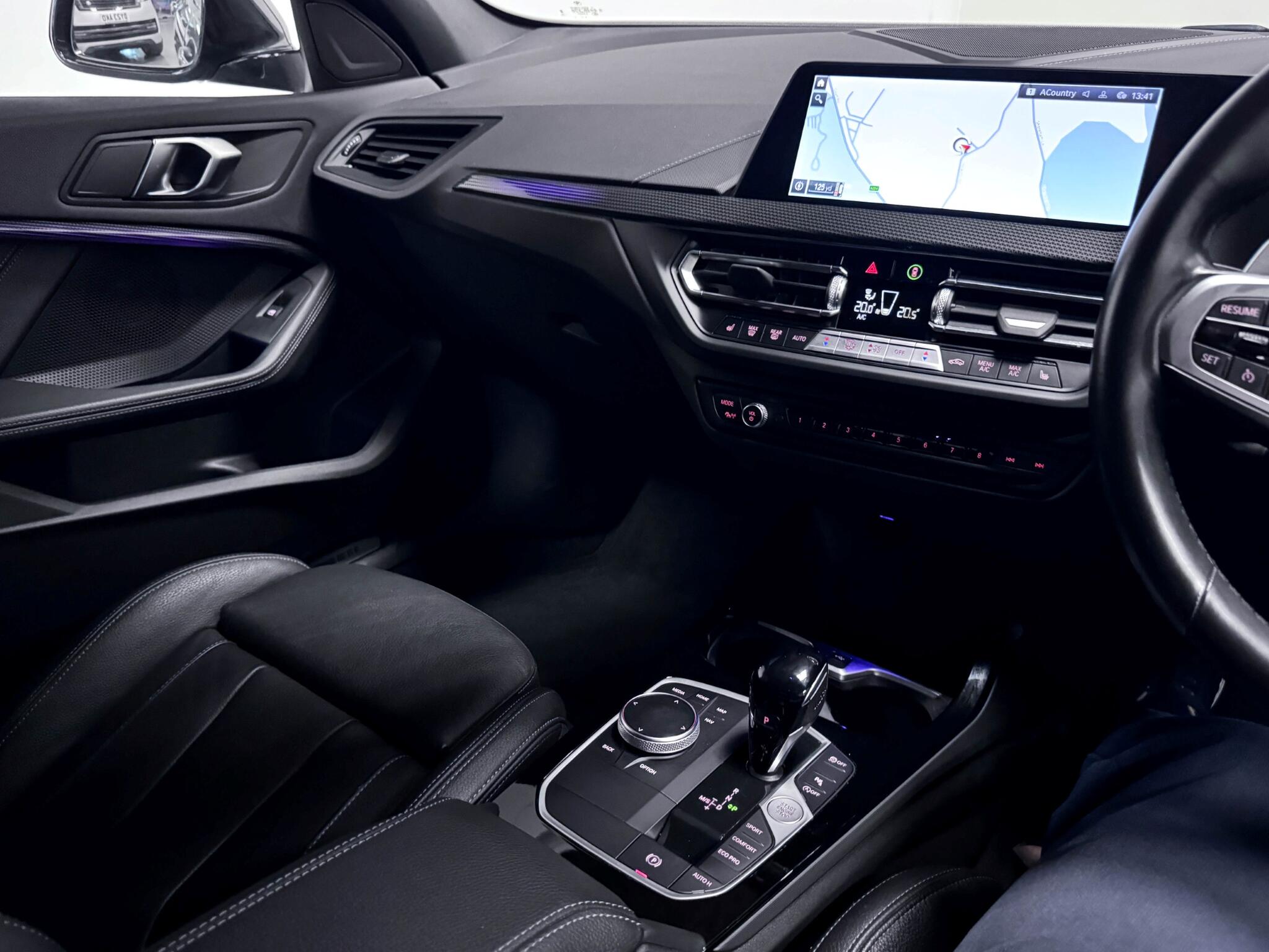 BMW 1 Series view 31