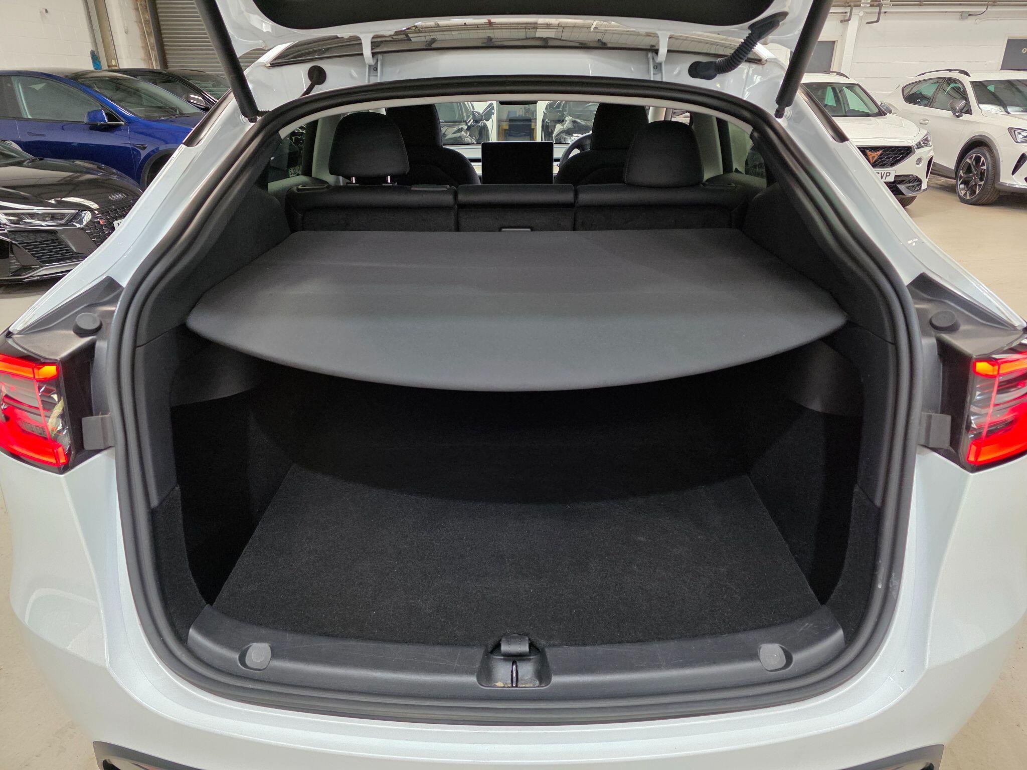 Tesla Model Y view 33
