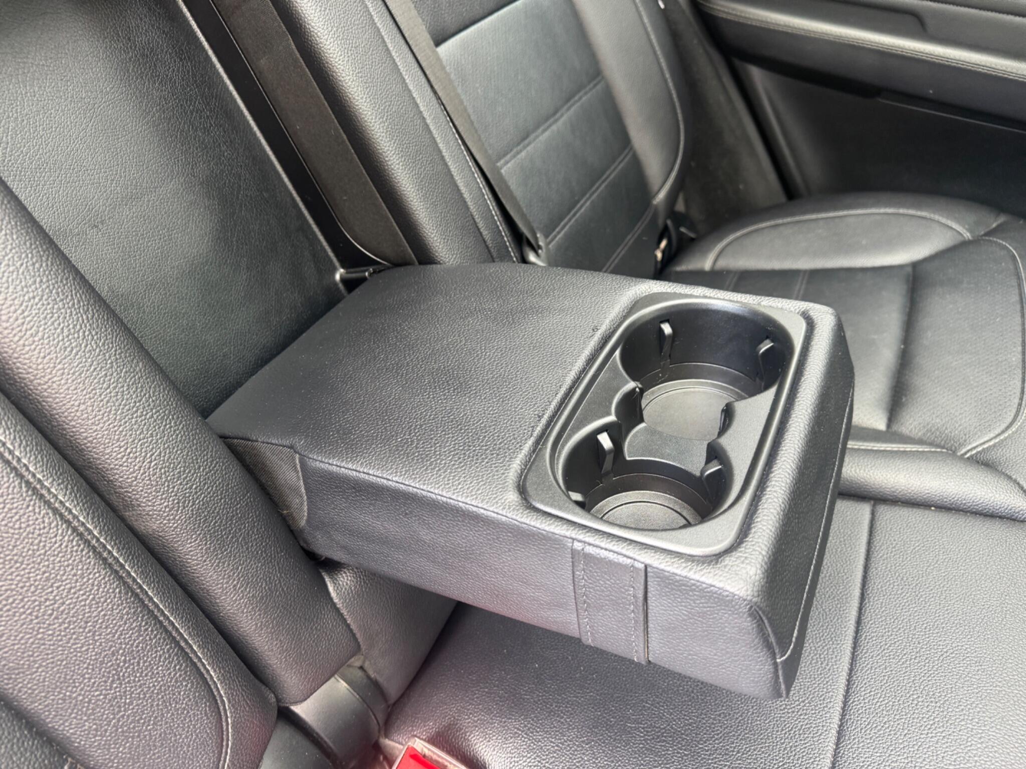 Mercedes-Benz Gle view 92
